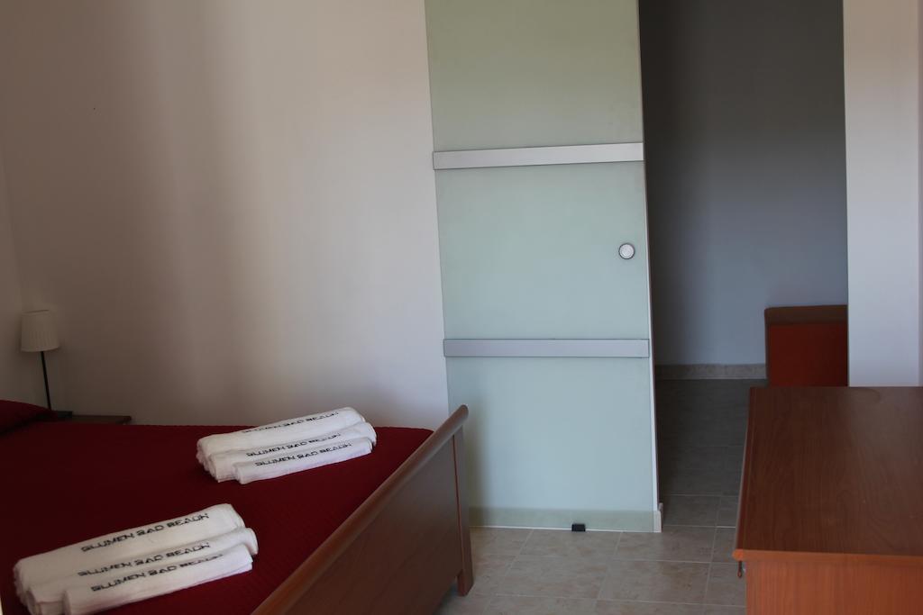 Blumen Bad Beach Apartment Metaponto Room photo